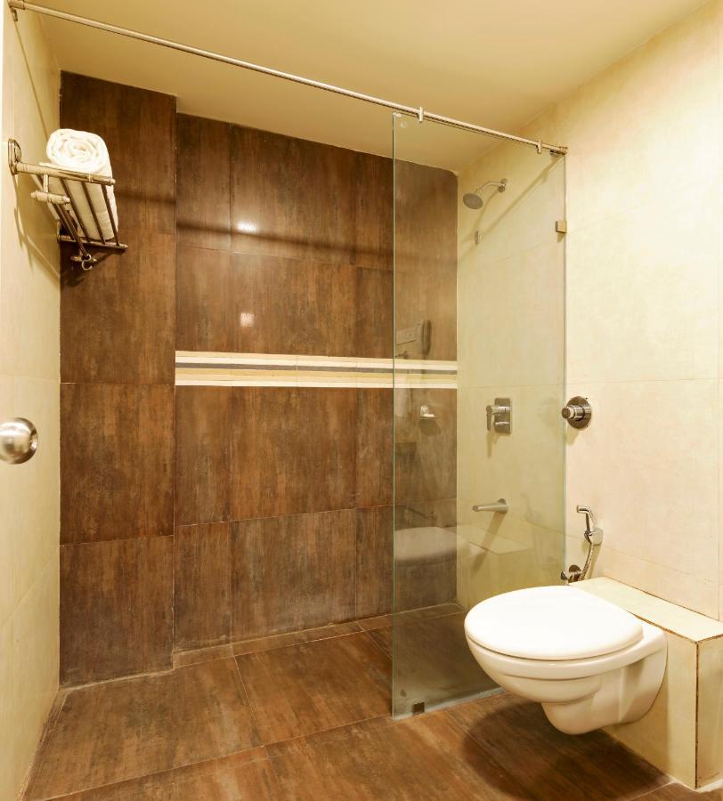 Regenta Place Raysons โกลฮาปูร์ ภายนอก รูปภาพ